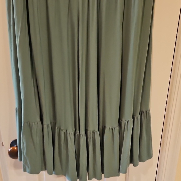 Torrid Green Sleeveless High-Low Midi Dress - Picture 9 of 10